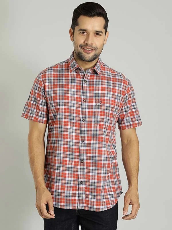Indian Terrain Men Checkered Red Shirt